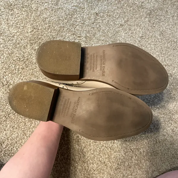 American Eagle Outfitters Off White Pleather Booties - Image 6