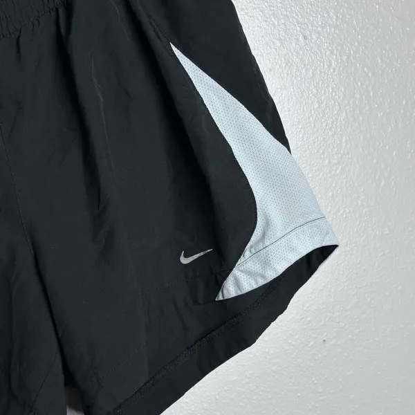 Nike‎ Dri-Fit Women Running Athletic Black/White Shorts size M - Image 3
