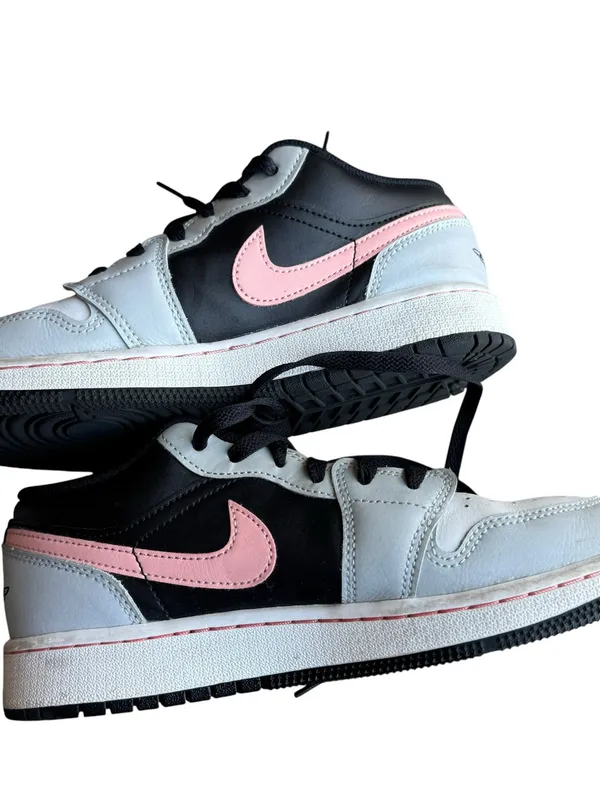 Nike Air Jordan 1 Low GS “Light Iron Ore Arctic Punch” – Size 5Y - Image 10