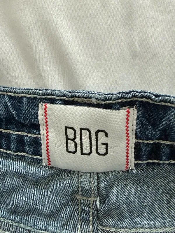 BDG Urban Outfitters Mid-Rise Denim Shorts - Image 7