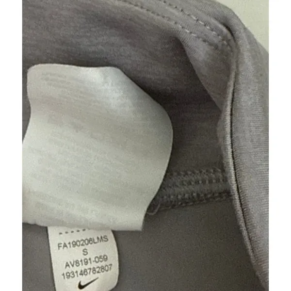 Nike Dri-Fit High Rise Cropped Athletic Activewear Gray Leggings Size Small - Image 4