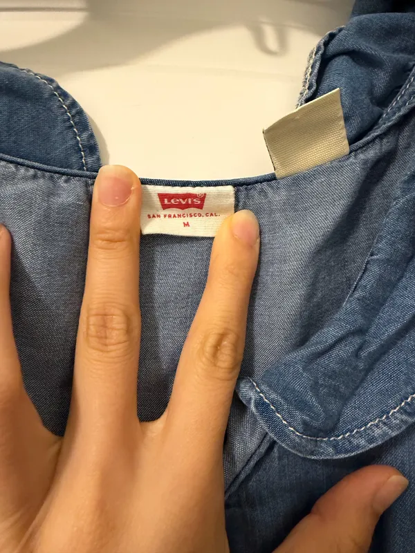 Levi’s Top - Image 2