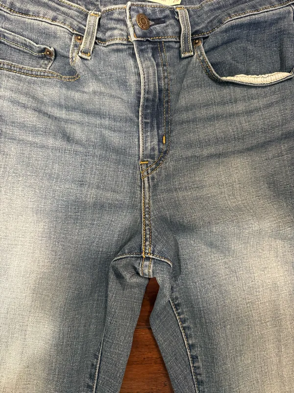 Levi's 725 high rise bootcut jeans in blue, size 29 #bootcut #highrise - Image 3