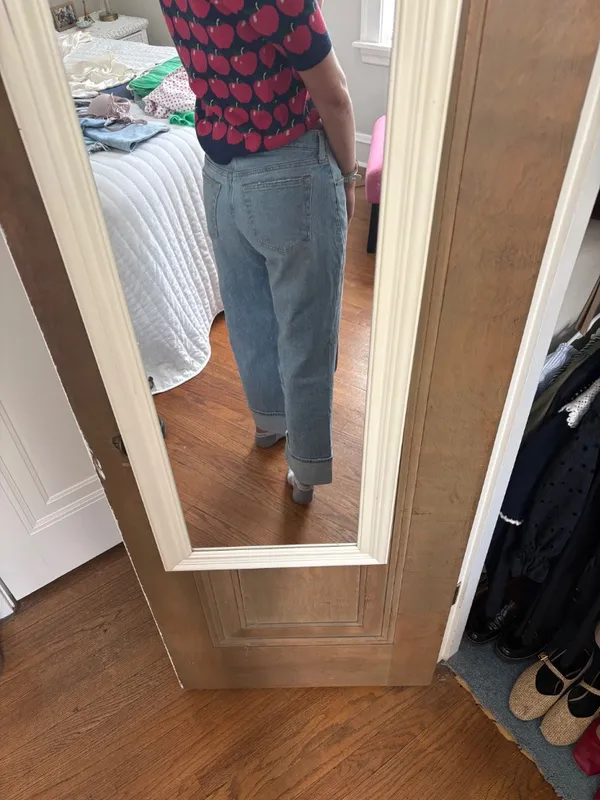 Abercrombie Low Rise Jeans - Image 6
