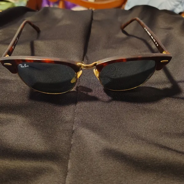 Ray Ban Sunglasses - Image 3