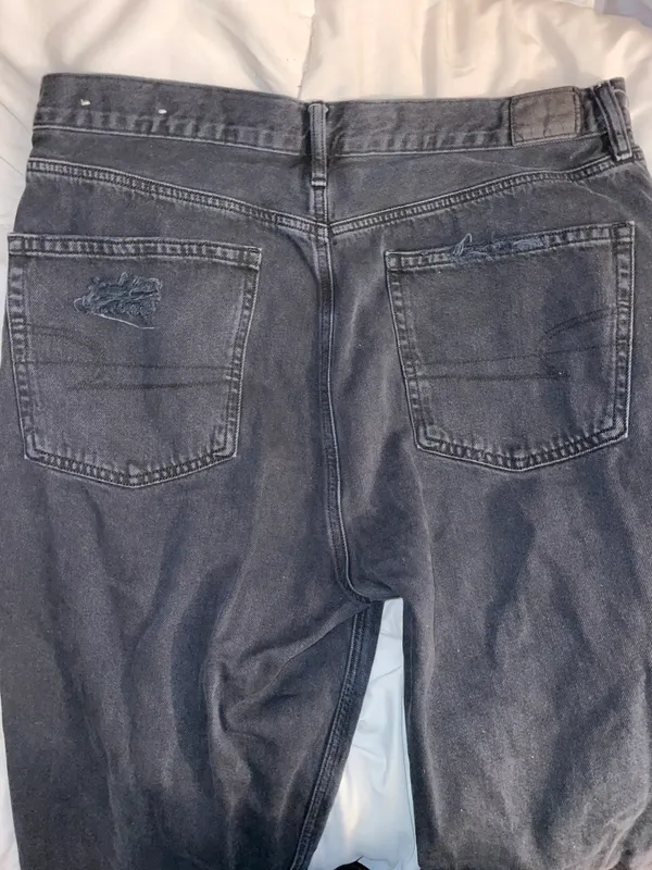 American Eagle Jeans - Image 3