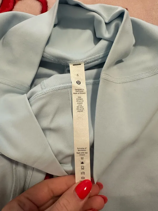 Lululemon Icing Blue Align Leggings 28" - Image 4