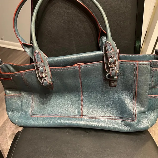 Hype Stylish Blue Leather Tote Bag - Image 3