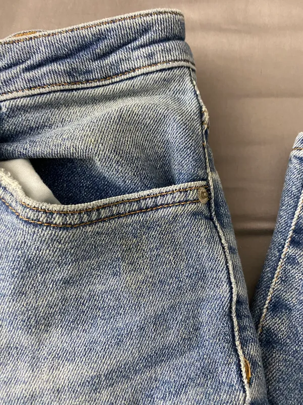 Forever 21 High Waisted Denim Jeans - Image 8