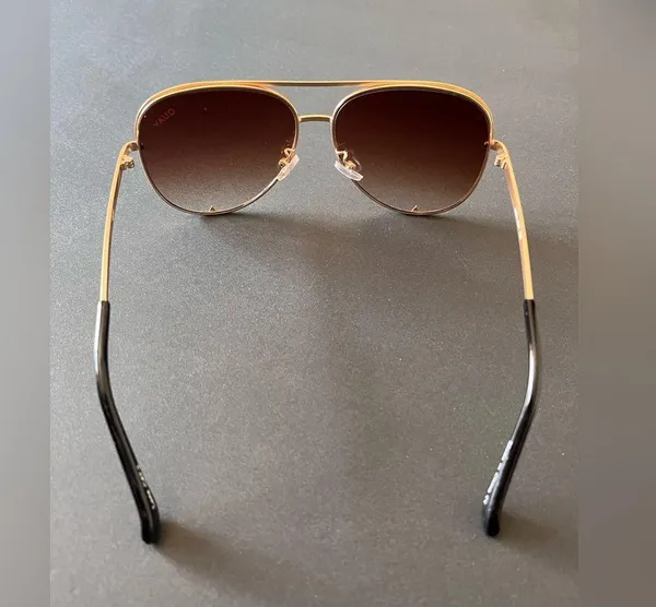 QUAY Aviator Women’s Sunglasses Gold Frame EUC - Image 5