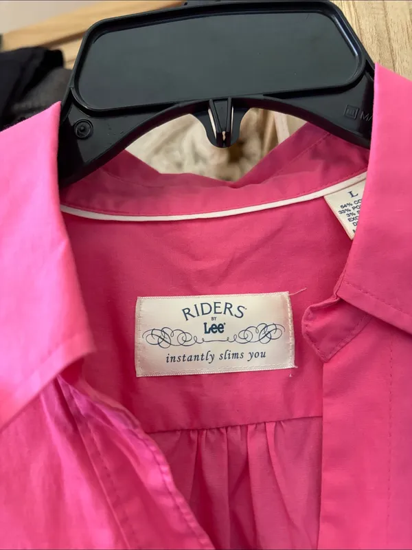 Riders By Lee Women's Short-Sleeve Button-Front Shirt - Bright Pink Large - Image 2
