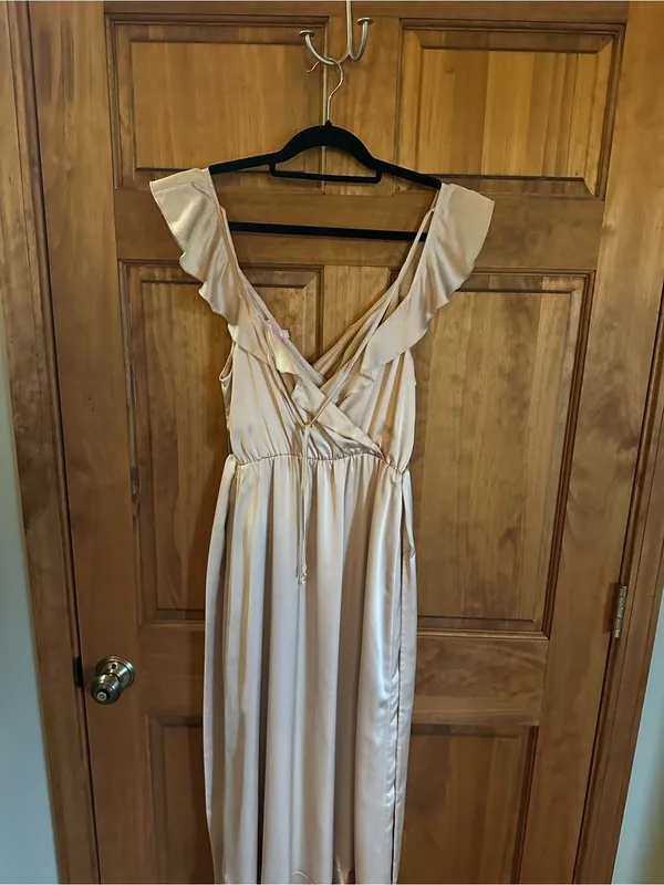 Show Me Your MuMu tan Champagne beige Satin High-Low Dress Size medium - Image 9