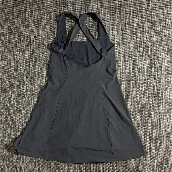 Outdoor Voices Athletic Dress with Pockets Cross Back Size Small - Image 2