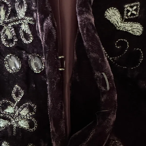 Chico’s Lula Crushed Velvet Embellished Jacket - Image 9