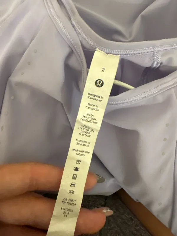 Lululemon tank top - Image 3