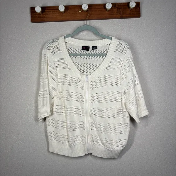 Torrid Open Knit Zip Up Short Boho Sleeve Sweater Top Womens Size 2 - Image 3