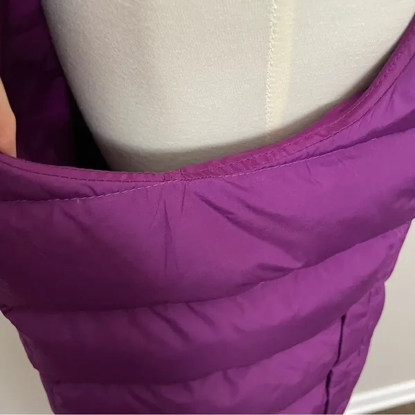 Lands End Vest Puffer Down Feathers Quilted Lightweight Pockets Full Zip Purple - Image 8