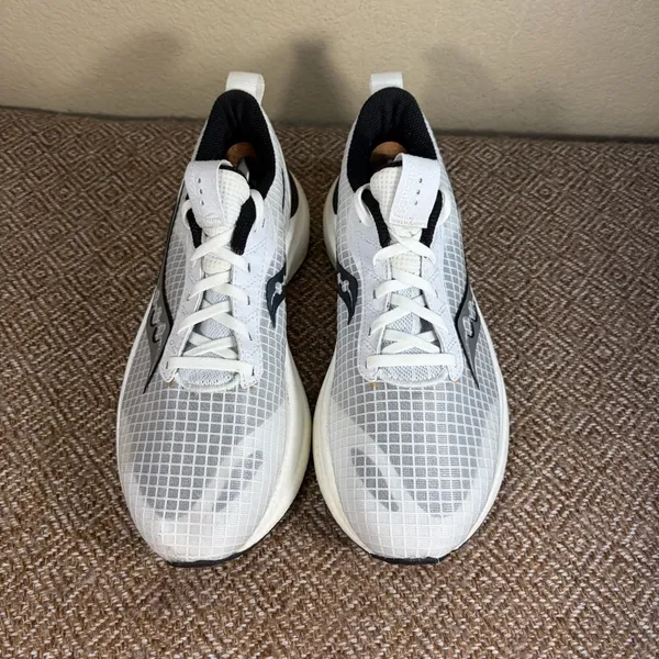 Saucony Freedom Crossport Women’s Sz 9.5 White Running Shoes Sneakers Gorpcore - Image 2