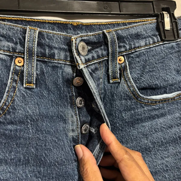 Levi’s 501 Denim Button Fly size 26 Shorts - Image 2