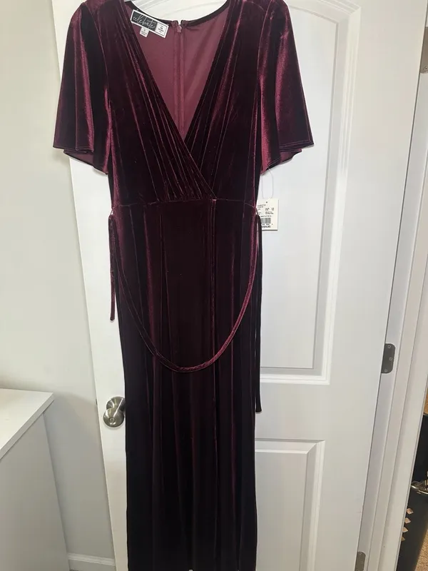 Celebrate Studio Long Wrap Flutter Sleeve Velvet Dress Wine Size 8 - Image 3