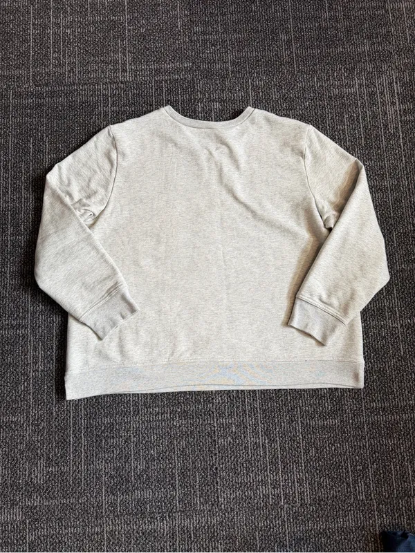 GAP Heather Gray Crewneck Sweatshirt with Metallic Logo XXL - Image 5