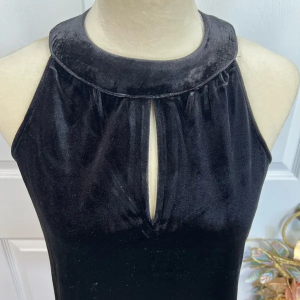Catherine Malandrino Black Velvet Keyhole Luxe Top Size S Sleeveless - Image 11