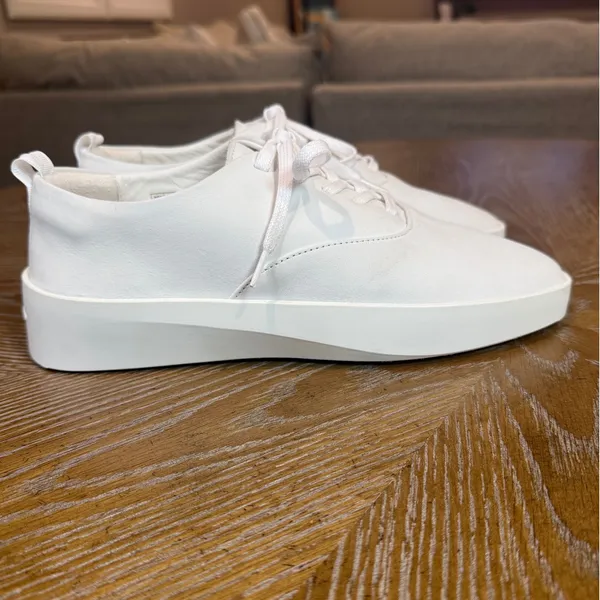 Wolf & Shepherd Cruise Lace-Up White Sneakers Women's Size‎ 38 US 7 - Image 2