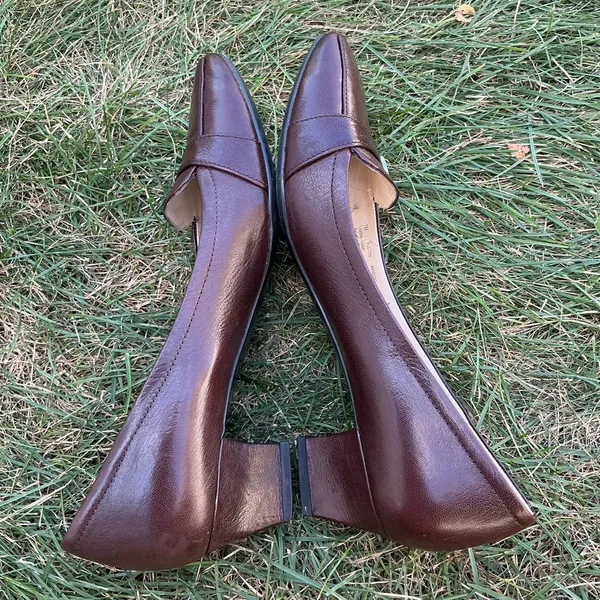 ELEGANT NATURALIZER Leather shoes 🌻🌻 - Image 2