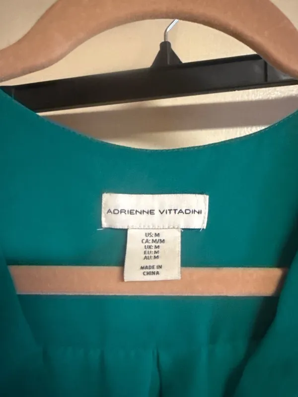 Adrienne Vittadini Sleeveless Teal V-Neck Blouse Womens Medium Lightweight Polye - Image 2