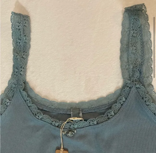 SKIMS LACE Tank Top M NWT - Image 3