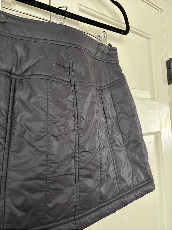 Athleta Toasty Buns Quilted Puff Skirt Size 2 Charcoal Gray Insulated Après Ski - Image 7