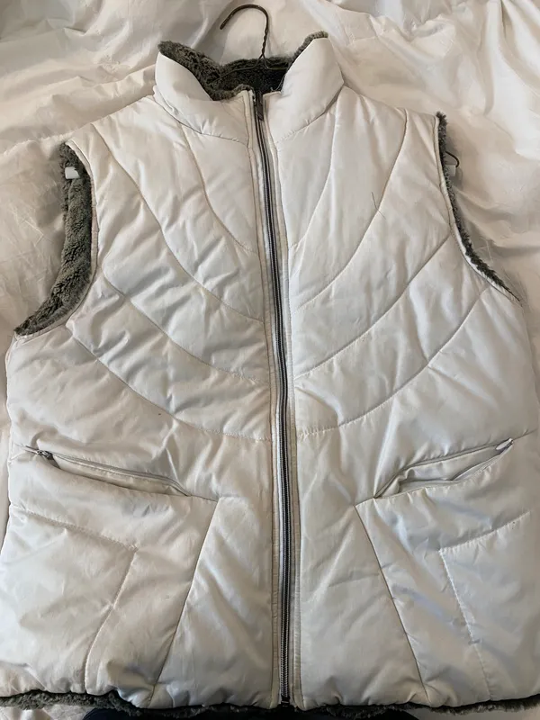 Reversible White And Fur Vest Size M - Image 2