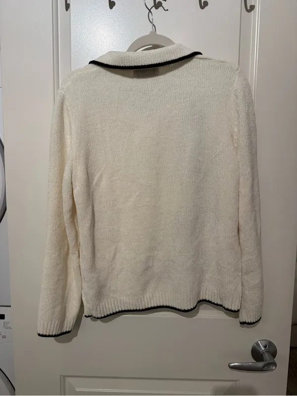 Alfred Dunner Cream Embroidered V-Neck Sweater - Image 4