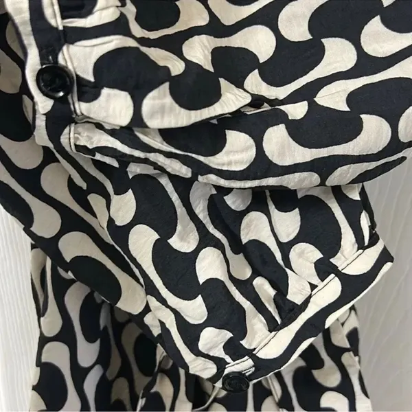 Zara Black & White Printed Mini Oversized Dress(Size Small) - Image 5