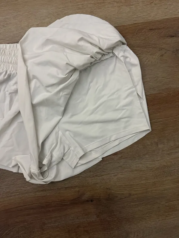 Flare Shorts White Size L - Image 2