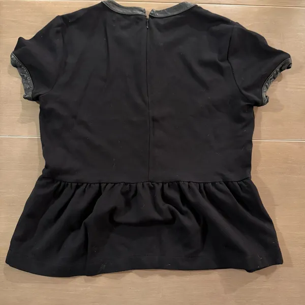 Madewell Black Peplum Top M Genuine Leather Trim Short Sleeve Back Zip - Image 2