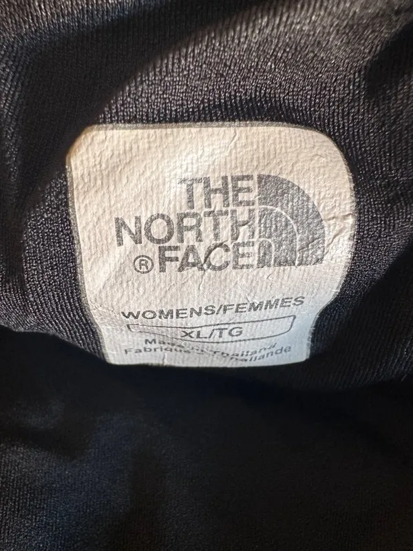 The North Face Size XL Womens Black FlashDry Running Shorts Back Zipper Pocket - Image 9