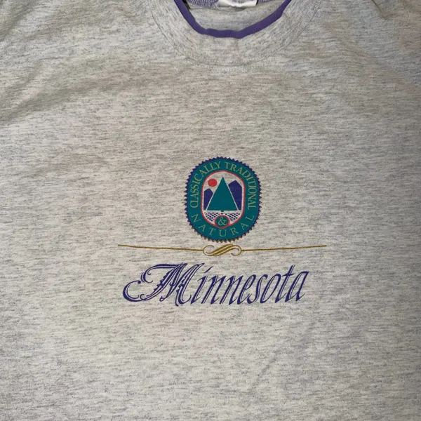 Vintage Minnesota Gray Purple Women's T-shirt Sz Large - Image 3
