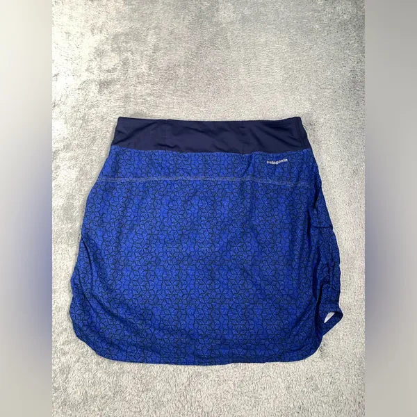 Patagonia Blue Patterned skort medium - Image 5
