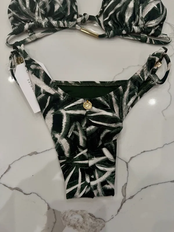 Dark Geeen & White Leaf Print Triangle Bikini Set NWT Green - Image 4