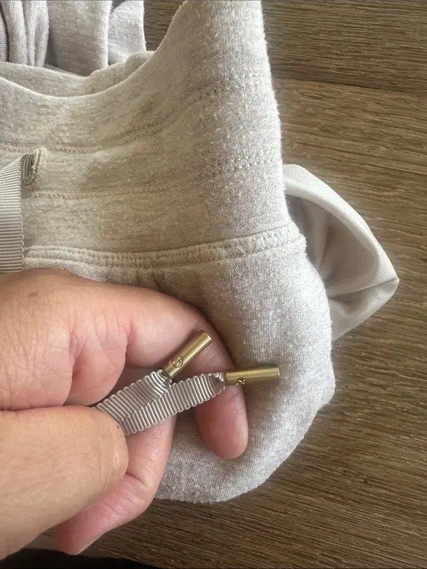 Lululemon Warm Down Jogger‎ Soft Touch
Heathered Cashew size 6 - Image 3