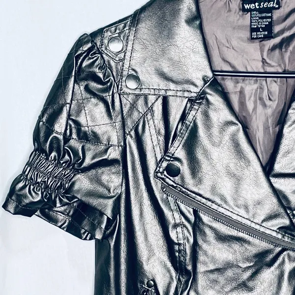 Wet Seal Faux Leather Gunmetal Silver Jacket L - Image 3