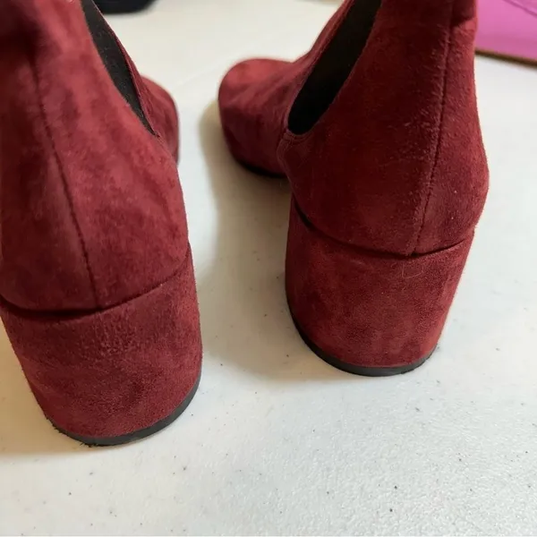 Coach Chelsea Boots Burgundy 7 Women Suede Block Heel Ankle Goring G2765 - Image 7