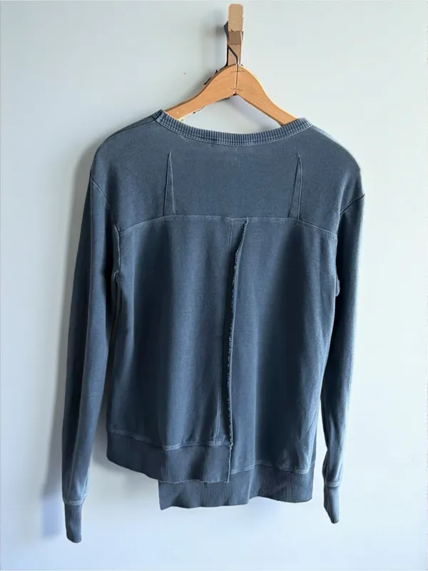 WILT Women's Raw Edge Asymmetrical Pullover Sweatshirt Blue Size‎ XS - Image 2