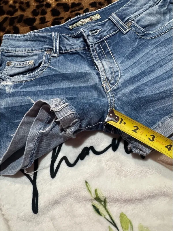 BKE denim shorts, size 28. - Image 6