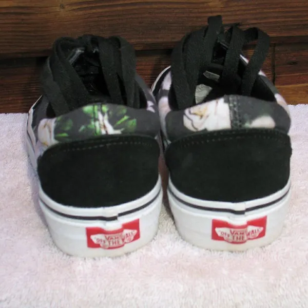 Vans Old Sckool Black Floral Sneakers - Image 4