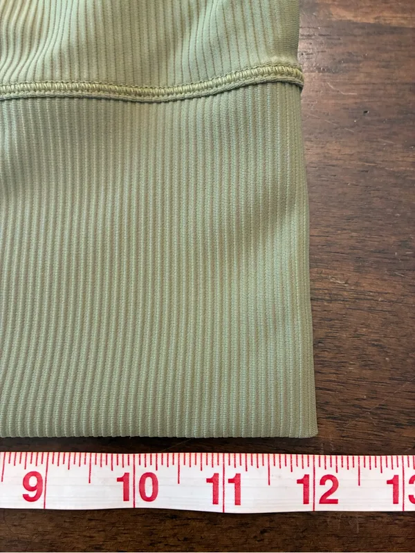 Lululemon Power Pivot Tank Top Size 4 Bronze Green Ribbed Workout Reversible - Image 3