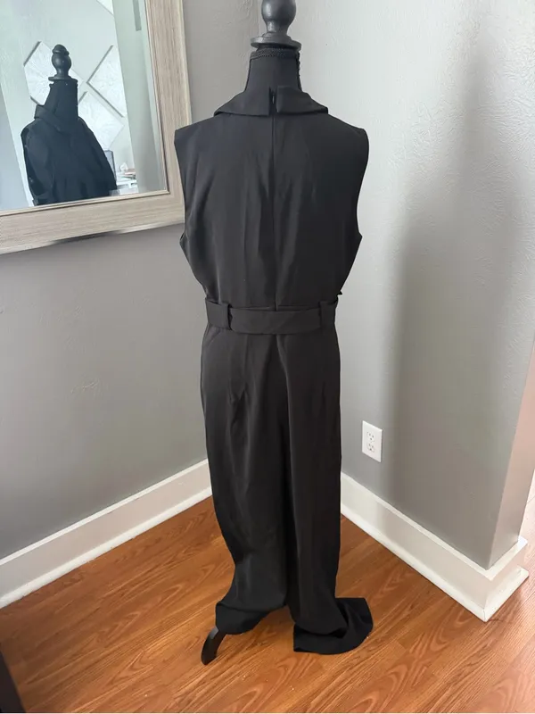 Petal & Pup Sienna Sleeveless Belted Wide Leg Jumpsuit Minimalist Black Medium - Image 4