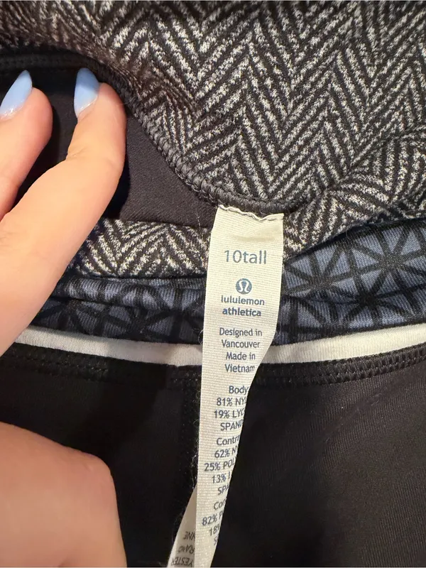 Black Vintage Lululemon Wide leg Yoga Pants with Contrast Waistband - Image 3