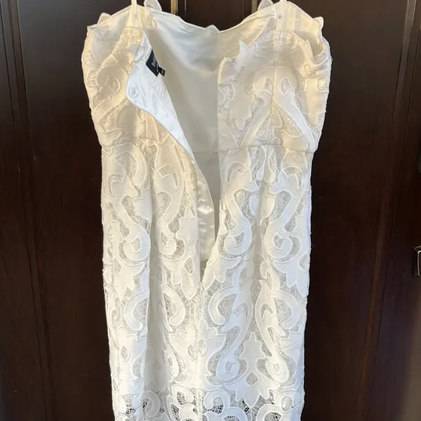 EUC BARDOT Lina Lace Shift Dress White Size 6 - Image 13